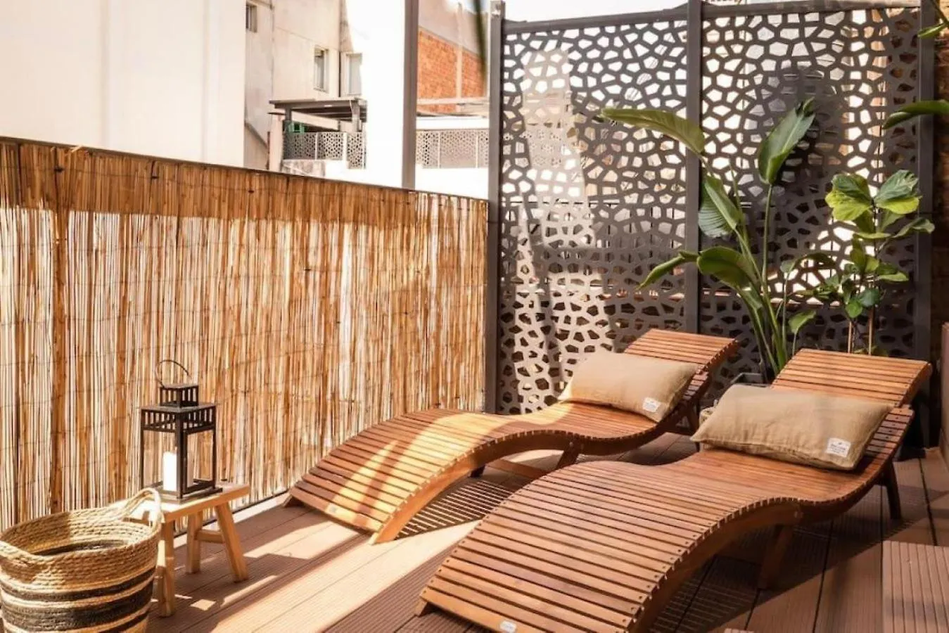 Lulua - 2 Bedrooms In Eixample Dreta Βαρκελώνη 0*,